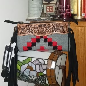 American darling wristlet